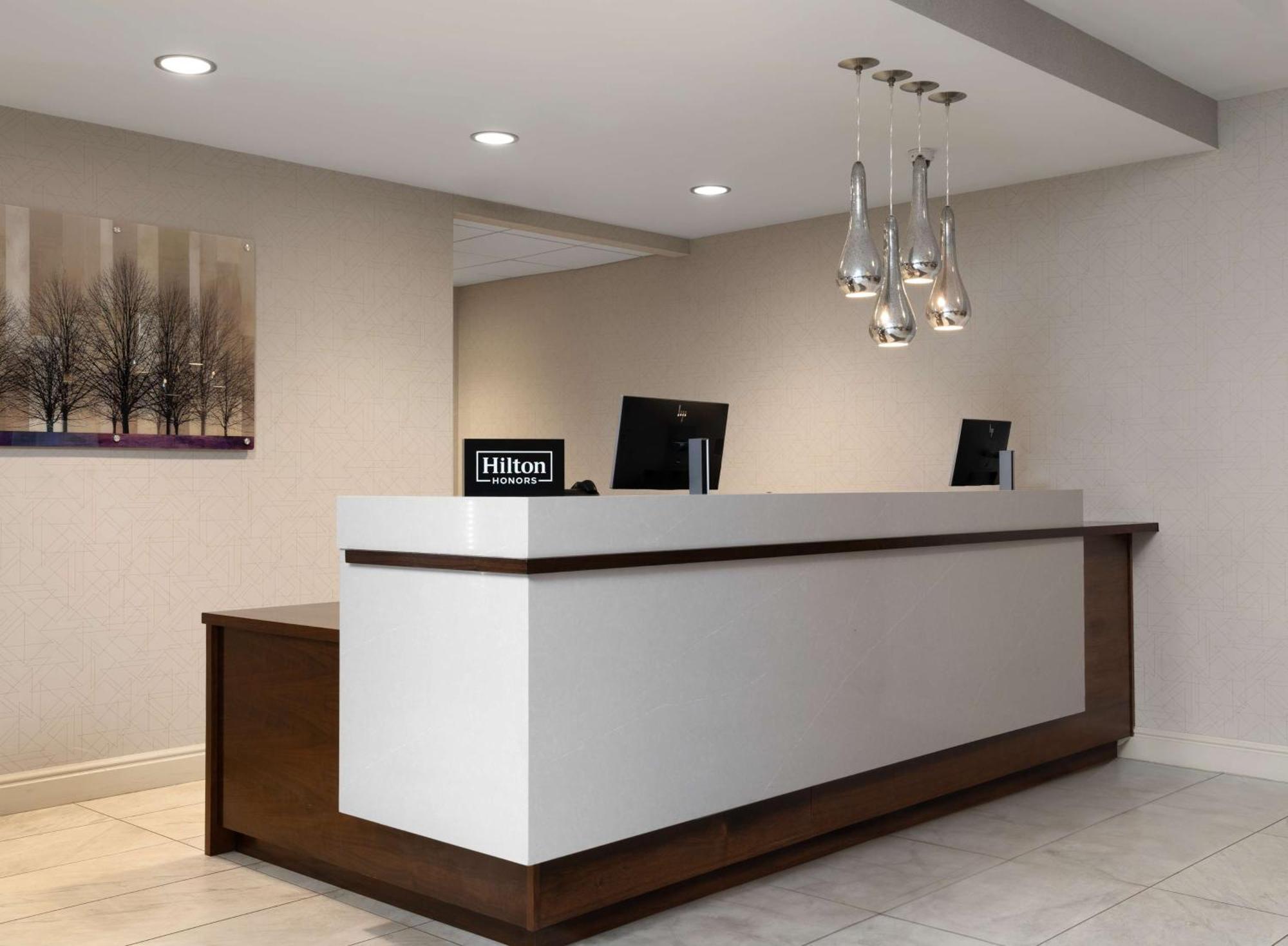 Doubletree By Hilton Pittsburgh Airport Hotel Moon Township Ngoại thất bức ảnh
